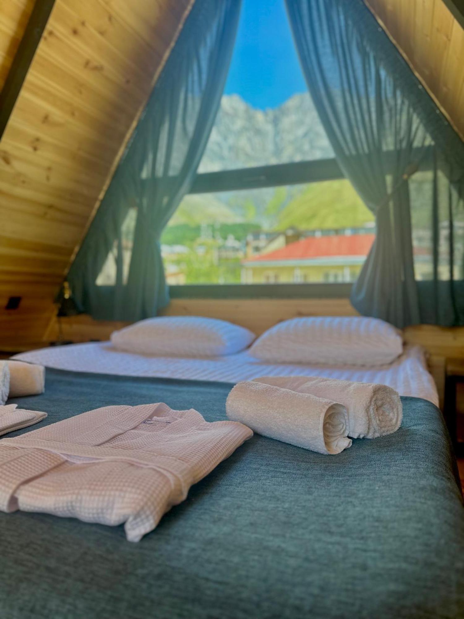 Edelweiss Cottage Kazbegi Exterior photo